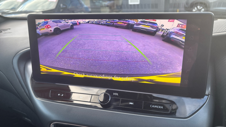 Nissan Juke 1.0 DiG-T N-Connecta 5dr Petrol Hatchback